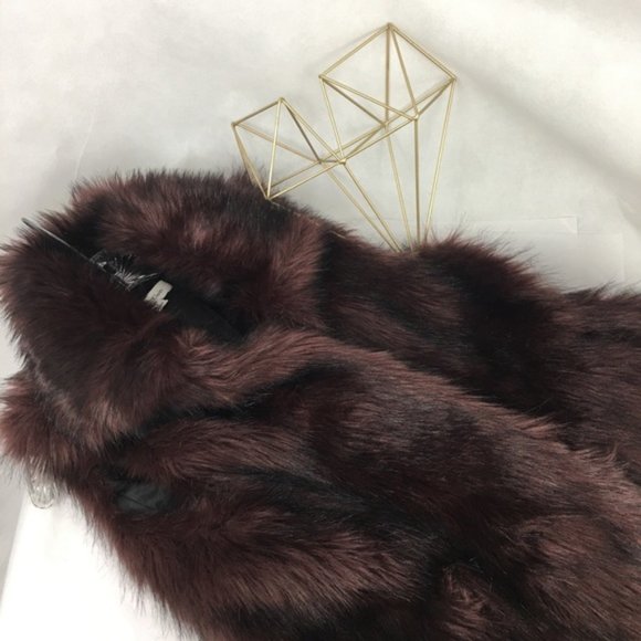 Calvin Klein Purple & Black Fur Vest - Picture 3 of 9